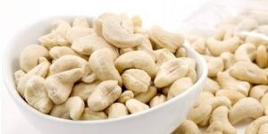 W320 Whole Cashew Nuts