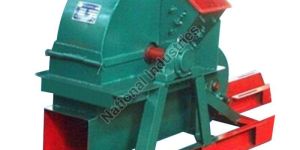 Wood Chipper Cum Saw Dust Making Machine With Capacity 700 Kg/hrs