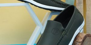 1080 Mens Loafers Shoes