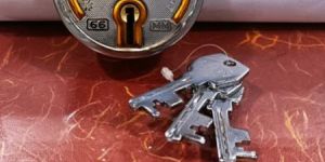 Button 65mm Round Padlock