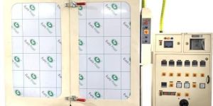 5 LITER AUTOMATIC BLOW MOULDING MACHINE