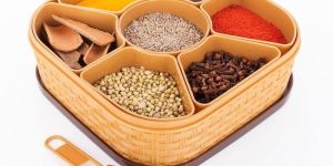 K-50738 Plastic Square Masala Box