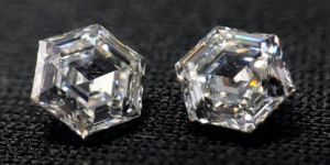 SIDE STONES & MATCHED PAIRS DIAMONDS
