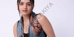 Blue Green Leaf Design Viscose Scarf