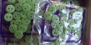 2 Hole Green Plastic Round Urea Button