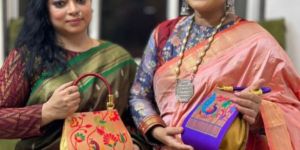 Paithani Single Handle Purse