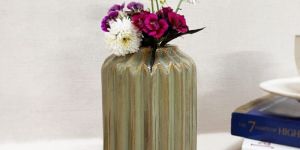 Rustic Green Chiseled Flower Vase Medium