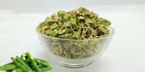 Dehydrated Drumstick Flakes