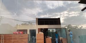 Spider Glass Fitting Work