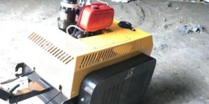 Walk behind Power Trowel