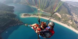 Paragliding
