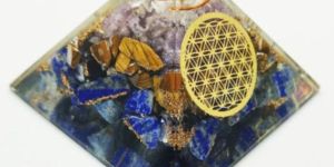 Quartz Point Orgonite Pyramid