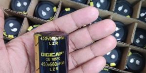 560 MFD - 450 VDC Capacitor