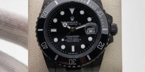 Rolex Submariner Full Black 41mm Swiss Automatic First Copy Watch