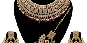 Wedding Look Square Charm Choker Necklace Set