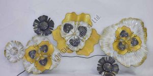 WD032 White Metal Wall Art