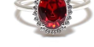 Sterling Silver Oval Shape Garnet Gemstone Ring