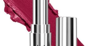 Renee Crush Glossy Lipstick