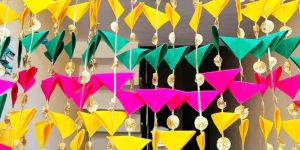 Samosa with Gota Door Hanging