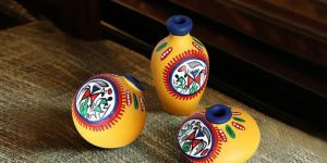Unique Festival Gifting Handpainted Warli Pot Set