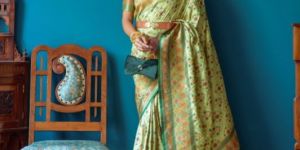AF835 Ladies Sea Green Zari Woven Patola Silk Banarasi Saree with Blouse