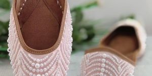 Ladies Fancy Beaded Punjabi Jutti