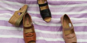 Ladies Stylish Peep Toe Belly