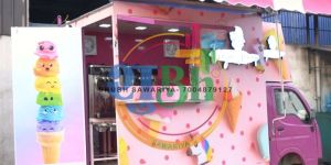 Ice Cream/Juice Van