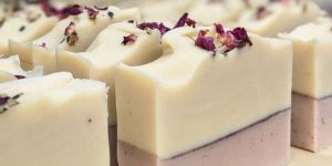 SKIN BRIGHTENING SOAP