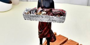 Men Showpiece Figurine