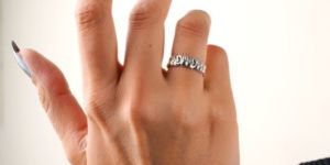 Stylish Silver Band Ring