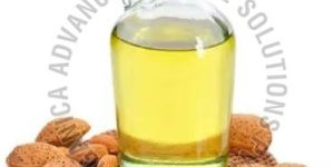 100ml Naturaa Almond Oil