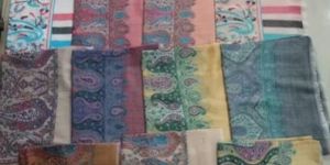 Ladies Stylish Woolen Shawl