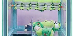 Toy Claw Machine