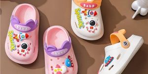 Girls Crocs Slippers