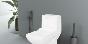 SPYKAR Rimless Washdown One Piece Closet