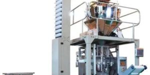 Snacks Pouch Packing Machine