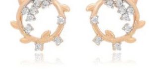 Windy Walk Stud Woman Earrings