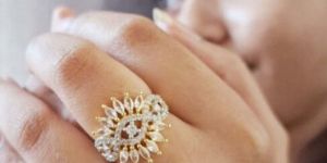 Zevarly Zuvairiya Fashionable Ring