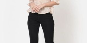 Women Quarter Sleeve Cotton Seersucker Peplum Top