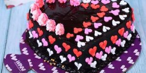 Tiny Heart Cake