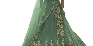 Designer Women Lehengas