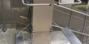 Delta Platform Wheelchair Stair Lift for Straight Stairs