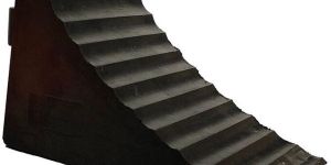 Zephyr Rubber Wheel Chock Contoured Style (ZRWC04)