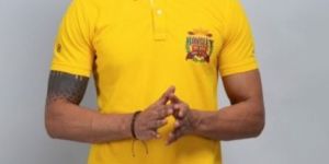 Men Regular Half Sleeve Plain Yellow T-Shirt