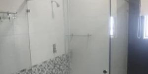 Bathroom Glass Shower Cubicles