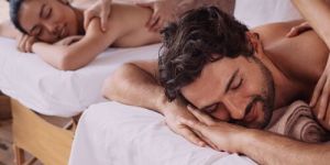 Couple Massage in Bandra
