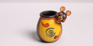 Black Pottery Hand Crafted Hand Painted Tooth Pick Stand