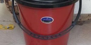 Black and Red Plastic Kitchen Dustbin