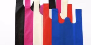 Non Woven W Cut Bags